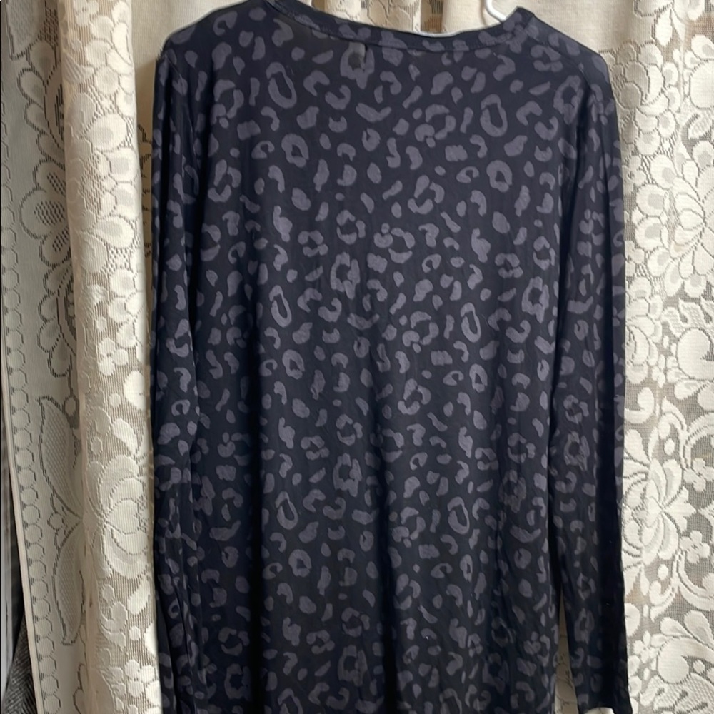 Mud Pie Black Leopard Print Women's Top - Picture 5 of 6